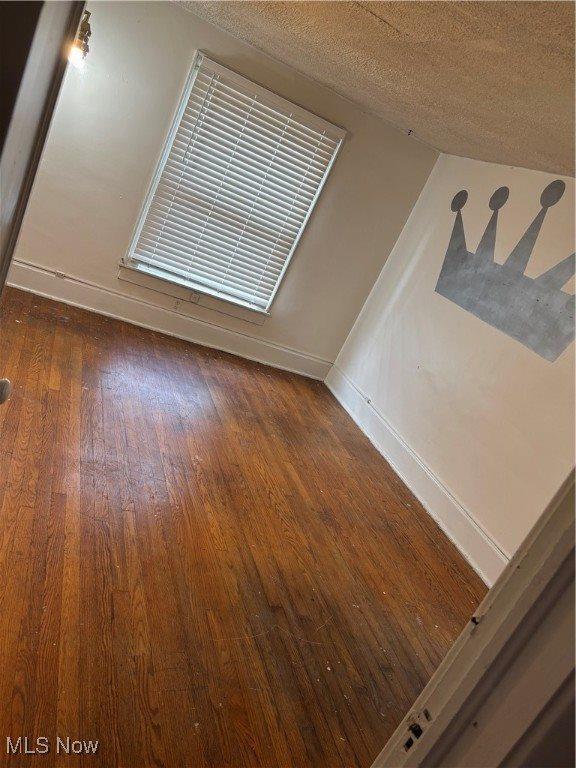 1244 Gomber Avenue, Cambridge, OH 43725