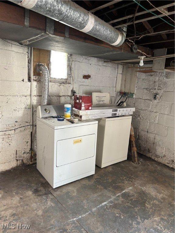 1244 Gomber Avenue, Cambridge, OH 43725