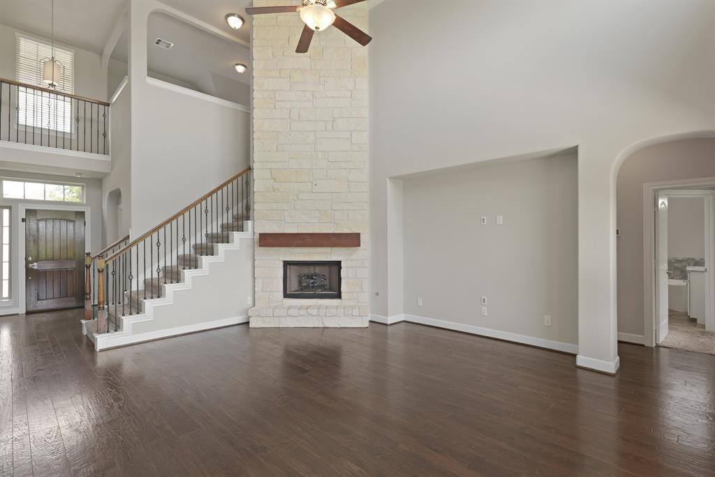 2131 Cranbrook Ridge Lane, Sugar Land, TX 77479