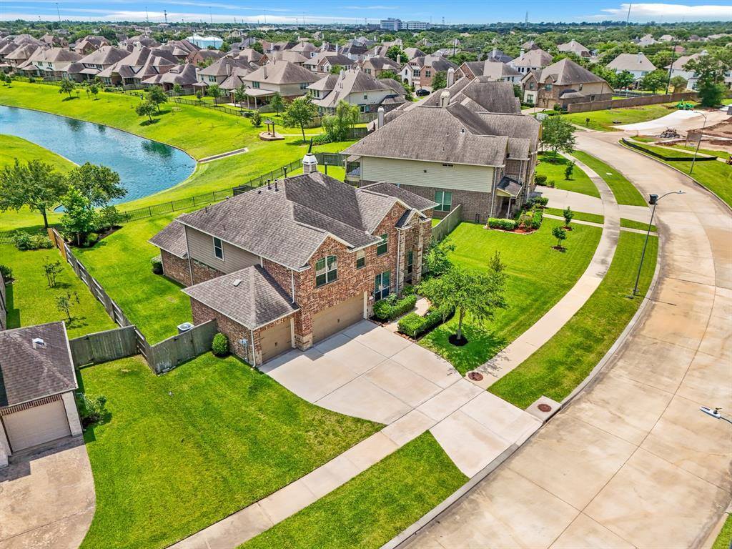 2131 Cranbrook Ridge Lane, Sugar Land, TX 77479