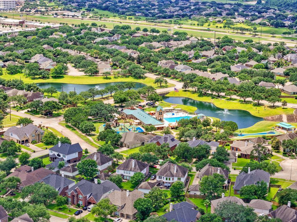 2131 Cranbrook Ridge Lane, Sugar Land, TX 77479