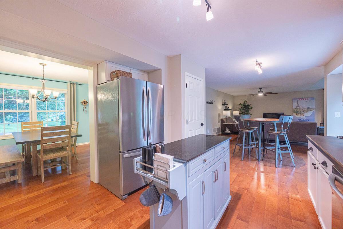 7553 Daisy Lane, Lewis Center, OH 43035