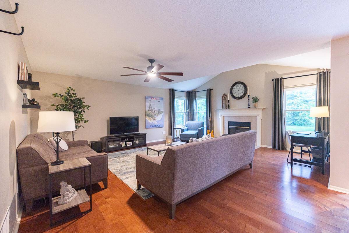 7553 Daisy Lane, Lewis Center, OH 43035