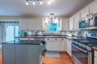 7553 Daisy Lane, Lewis Center, OH 43035