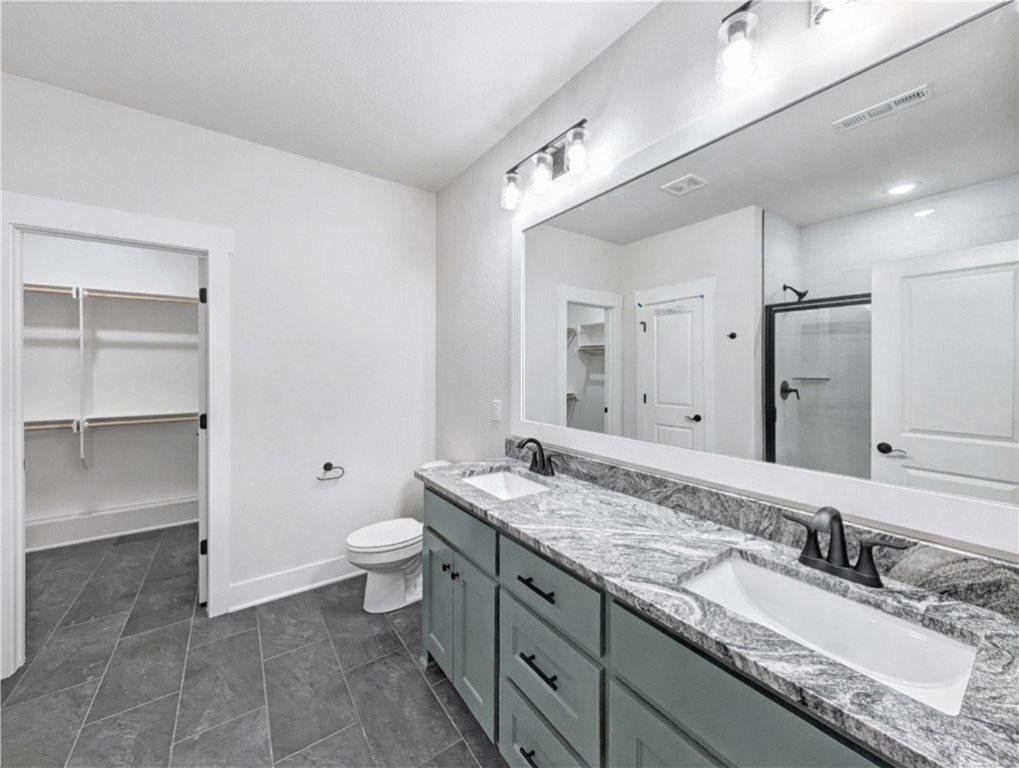 5 Newmilns Lane, Bella Vista, AR 72715