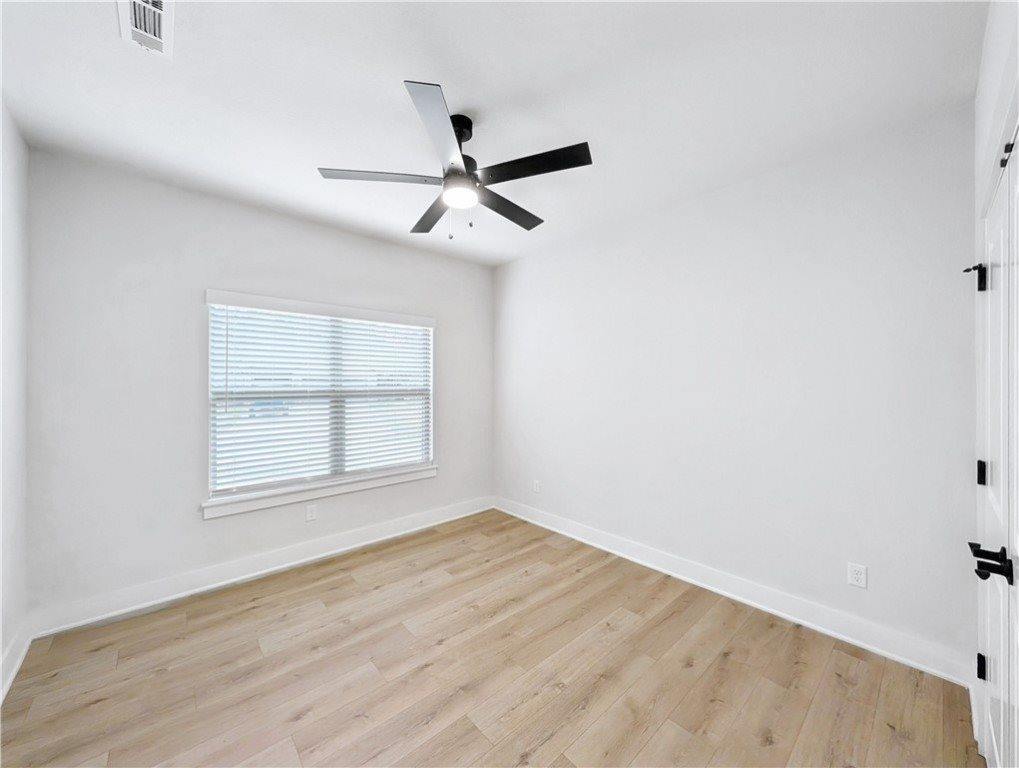 5 Newmilns Lane, Bella Vista, AR 72715