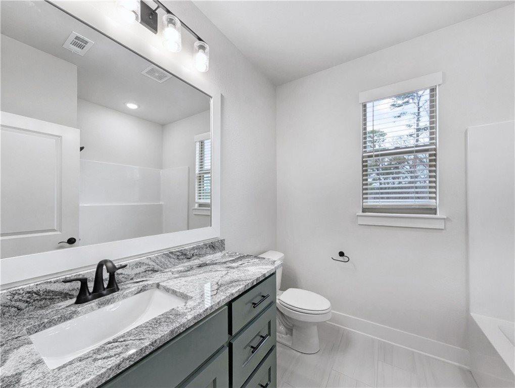 5 Newmilns Lane, Bella Vista, AR 72715