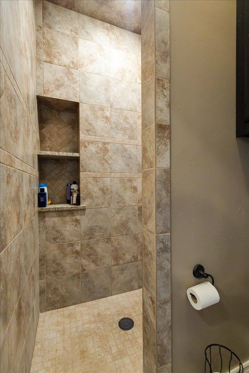 141 SW Elk Creek Loop, Cache, OK 73527