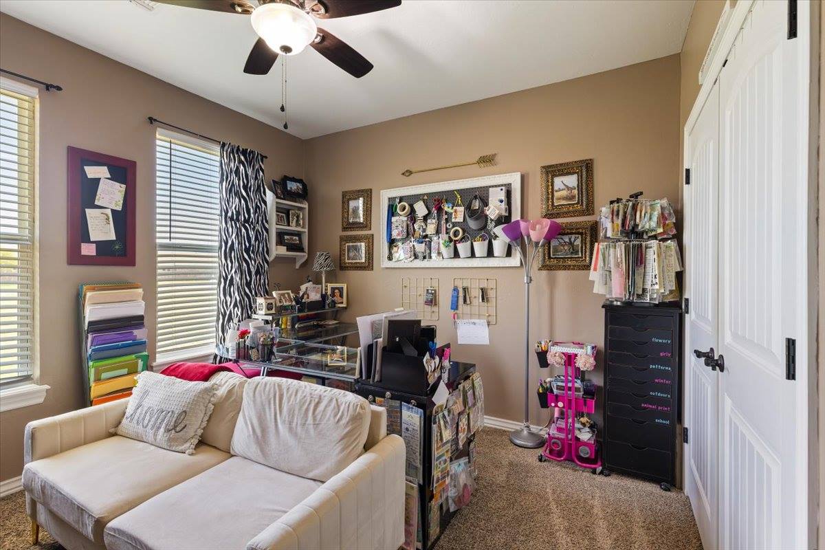 141 SW Elk Creek Loop, Cache, OK 73527