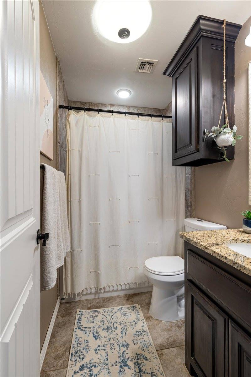 141 SW Elk Creek Loop, Cache, OK 73527