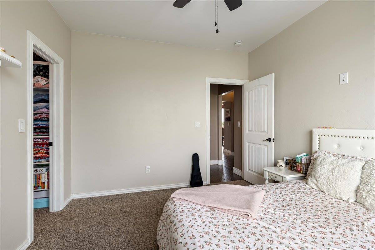 141 SW Elk Creek Loop, Cache, OK 73527