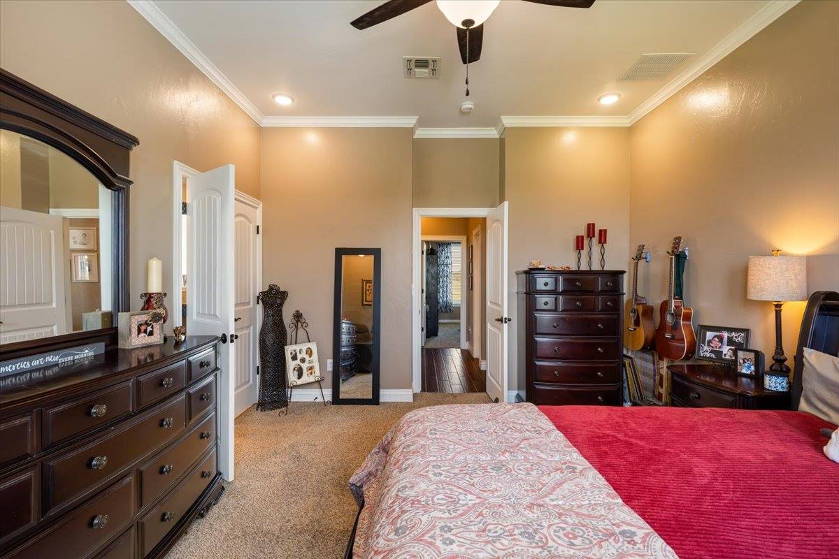 141 SW Elk Creek Loop, Cache, OK 73527