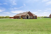 141 SW Elk Creek Loop, Cache, OK 73527