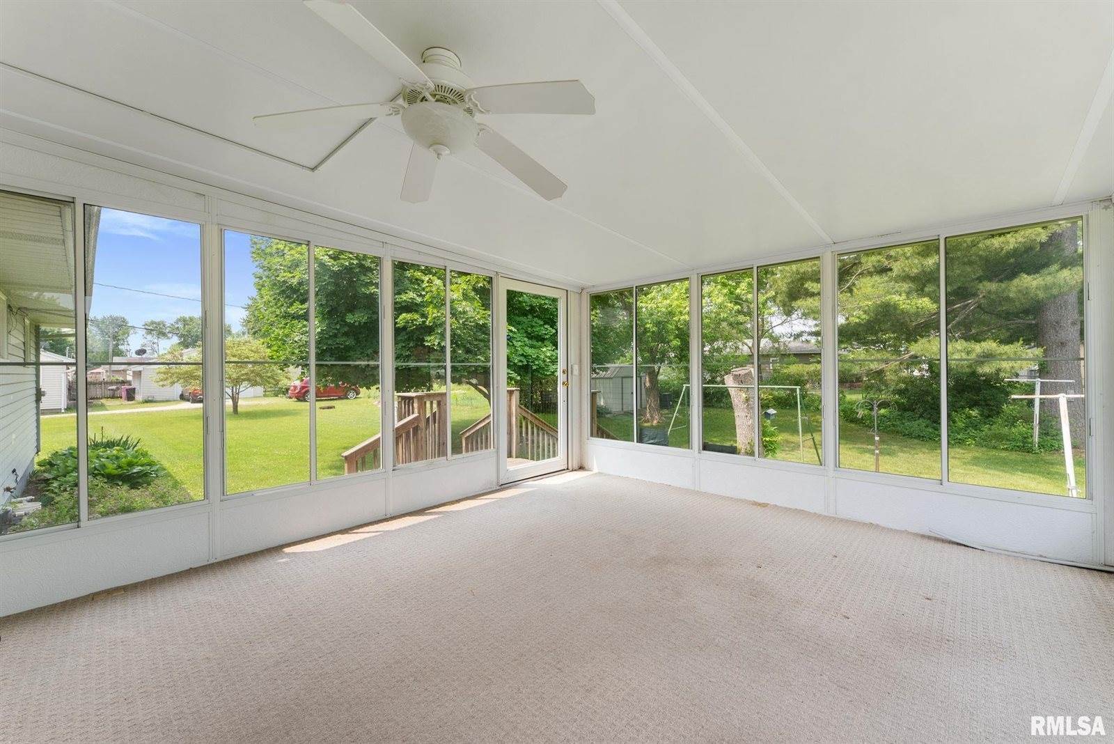 607 Greenway Avenue, Colona, IL 61241