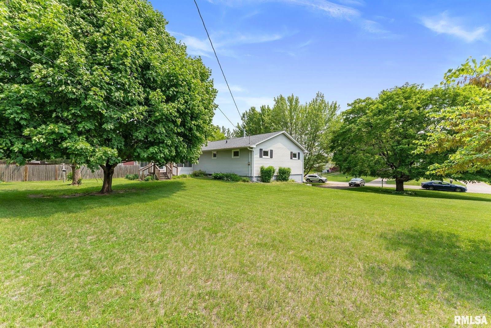 607 Greenway Avenue, Colona, IL 61241