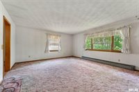 607 Greenway Avenue, Colona, IL 61241