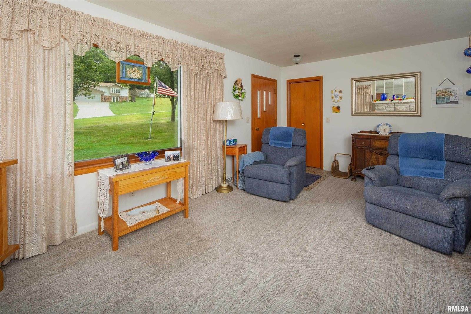 12312 Niabi Zoo Road, Coal Valley, IL 61240