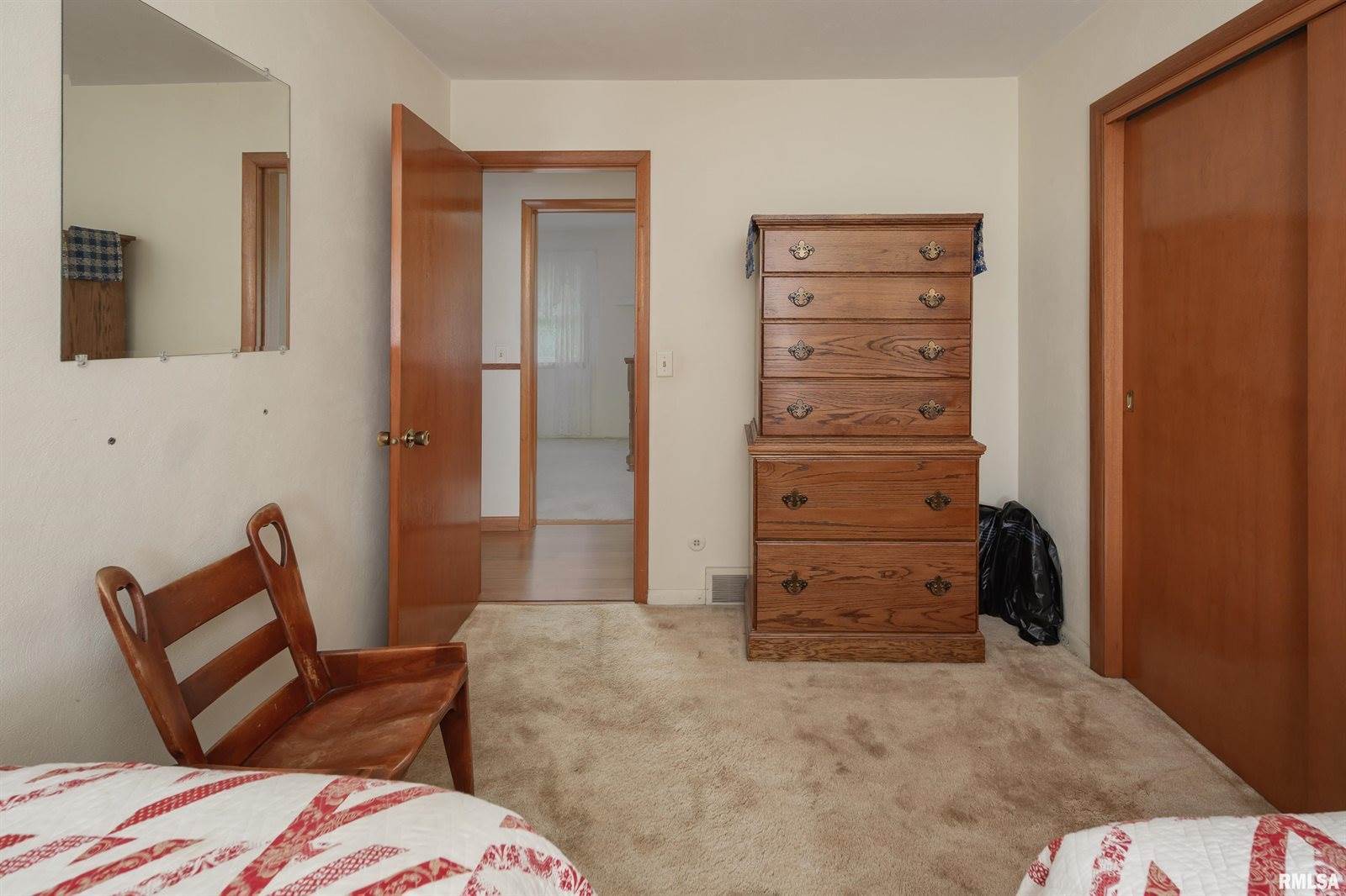 12312 Niabi Zoo Road, Coal Valley, IL 61240