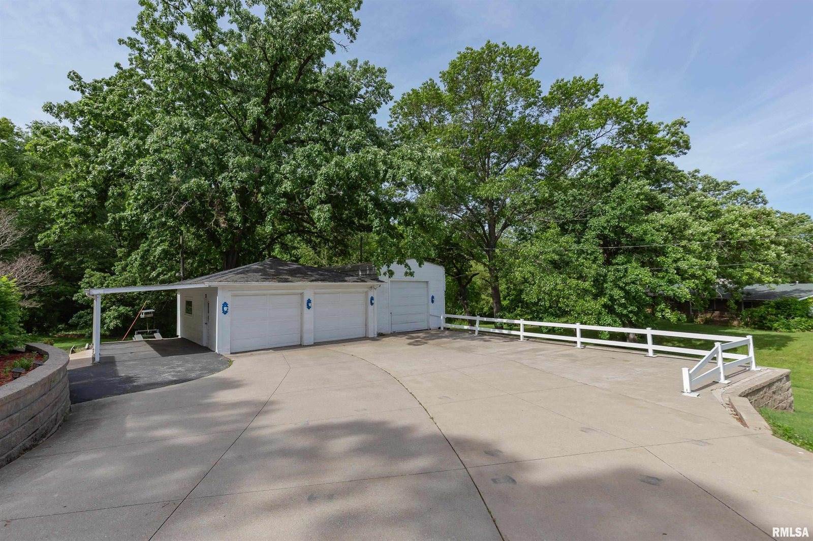 12312 Niabi Zoo Road, Coal Valley, IL 61240