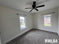 1647 37TH Street, Rock Island, IL 61201