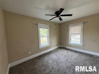 1647 37TH Street, Rock Island, IL 61201