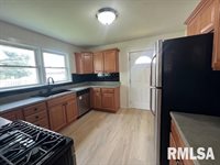 1647 37TH Street, Rock Island, IL 61201