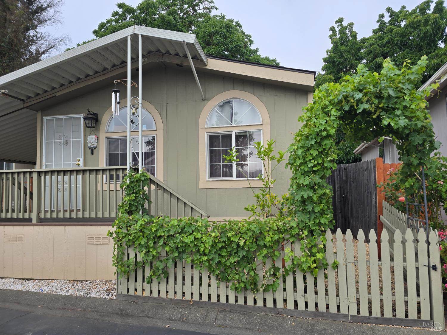 5341 Huckleberry Way, Santa Rosa, CA 95403