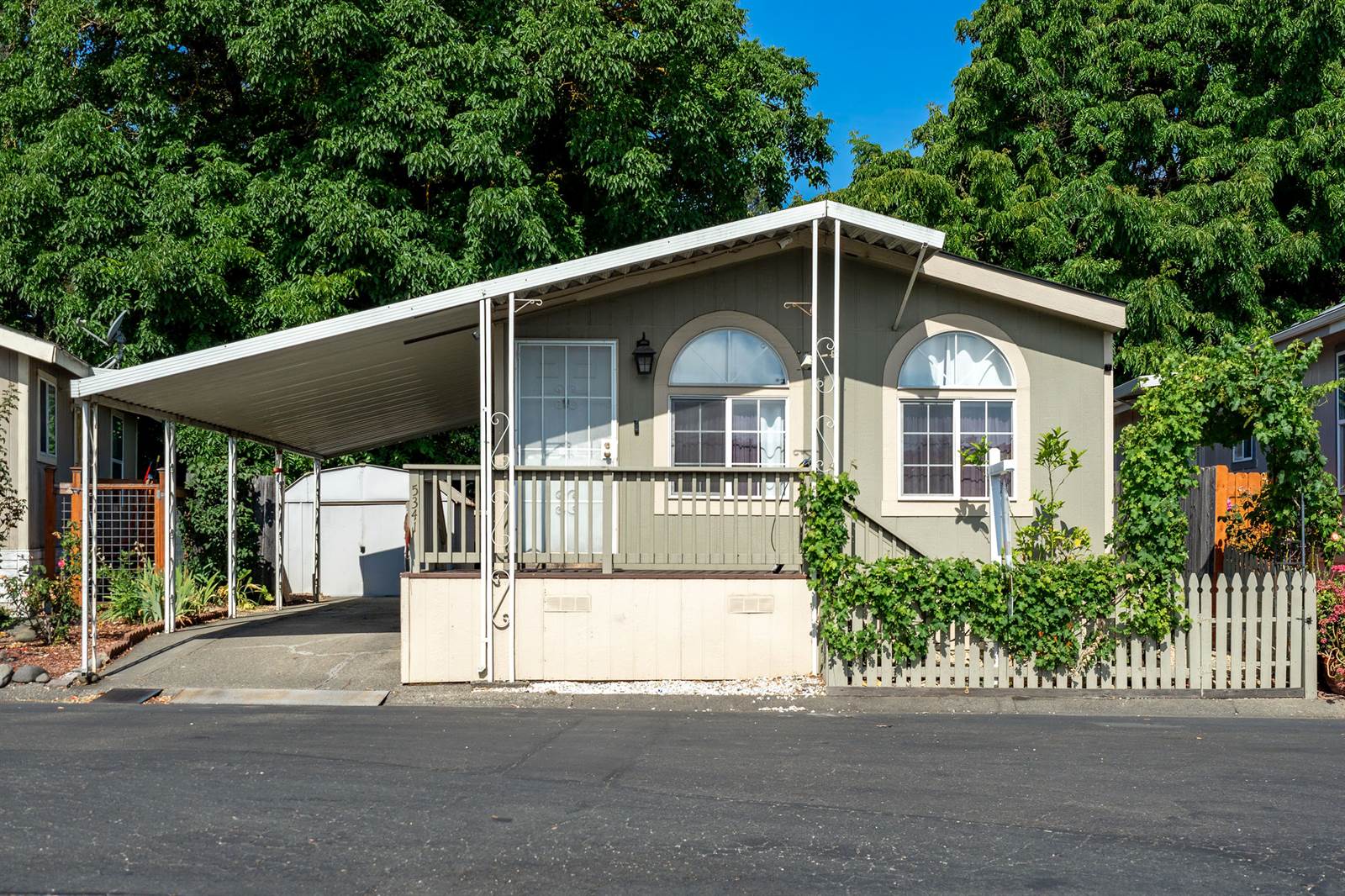 5341 Huckleberry Way, Santa Rosa, CA 95403