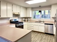 5341 Huckleberry Way, Santa Rosa, CA 95403