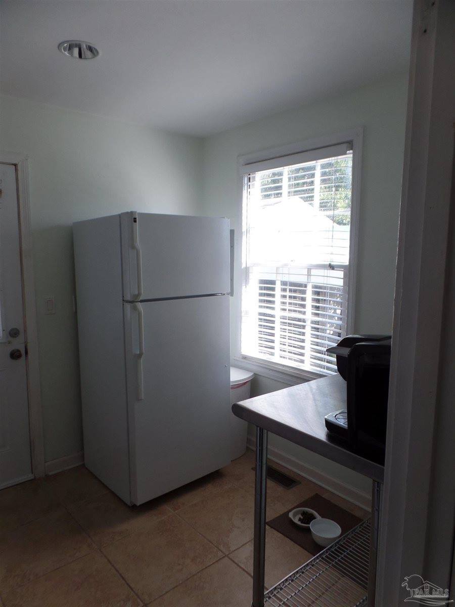 323 Chaseville St, Pensacola, FL 32507