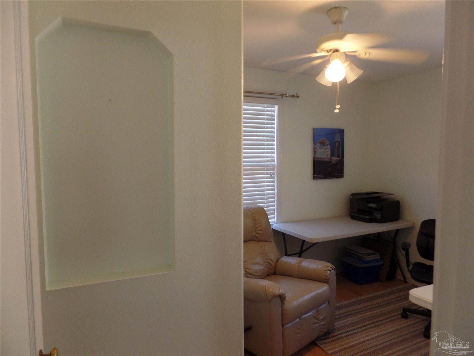 323 Chaseville St, Pensacola, FL 32507