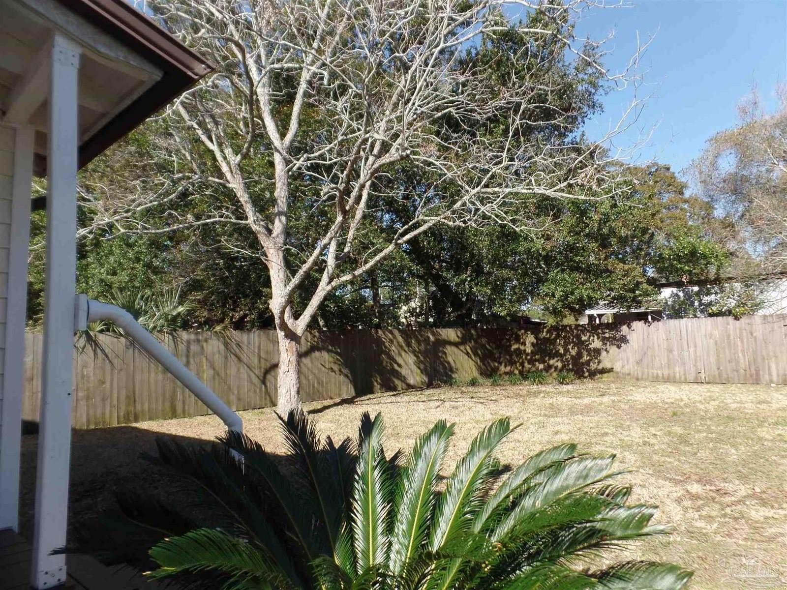 323 Chaseville St, Pensacola, FL 32507