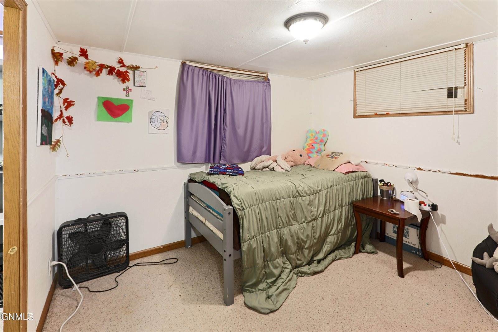 922 6th Avenue West, Williston, ND 58801