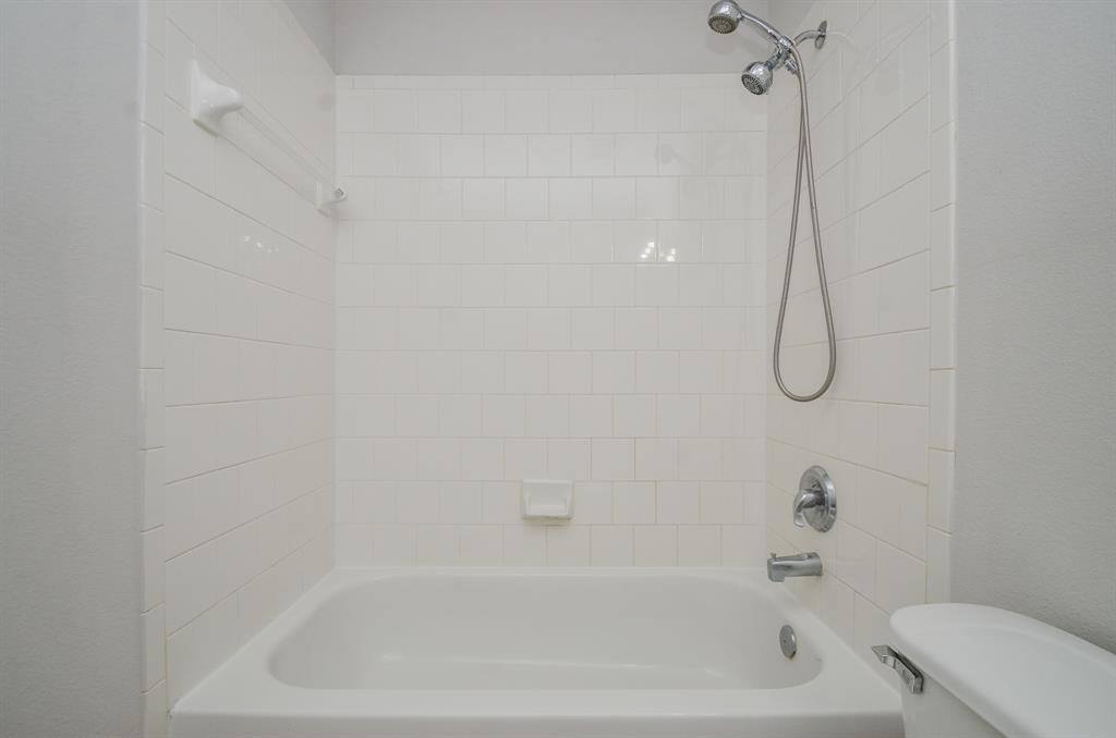 20223 Cypresswood Glen, Spring, TX 77373