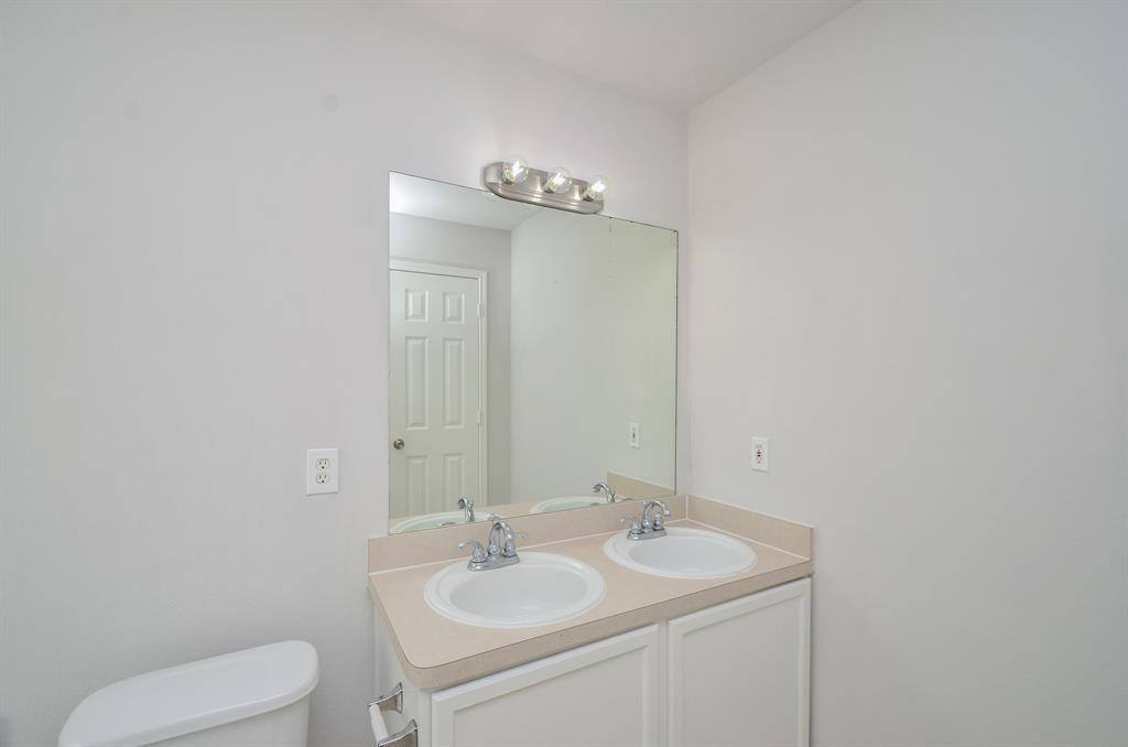 20223 Cypresswood Glen, Spring, TX 77373