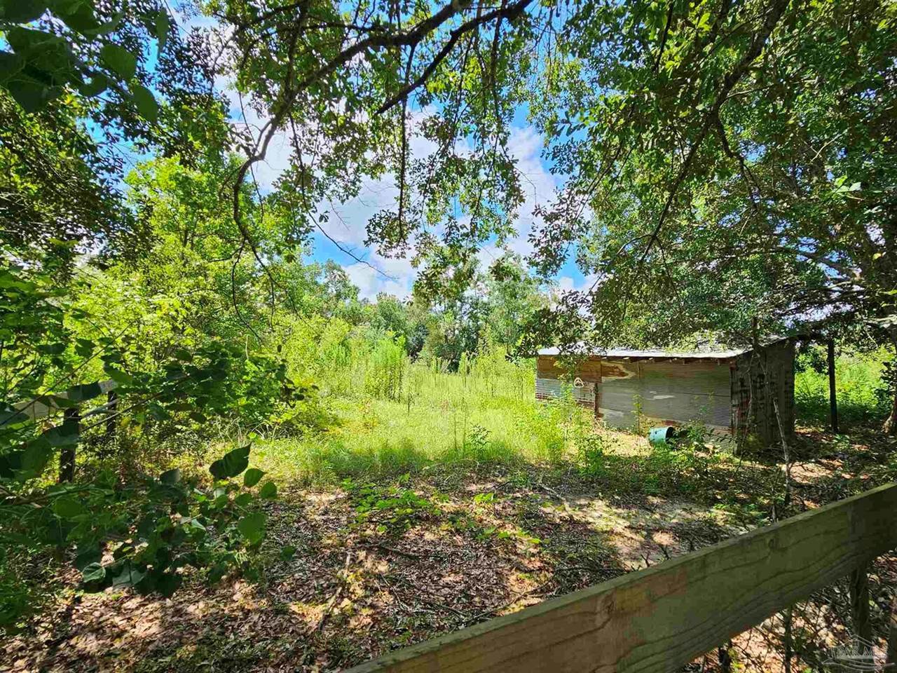 455 West Roberts Rd, Cantonment, FL 32533