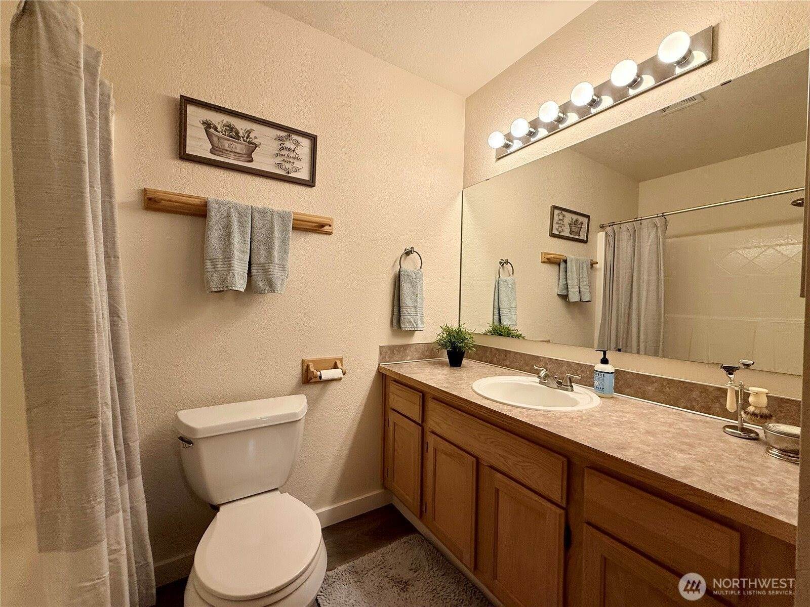 4304 Seville Drive SE, Lacey, WA 98503