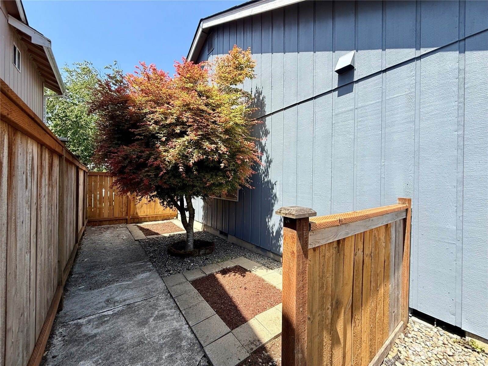 4304 Seville Drive SE, Lacey, WA 98503