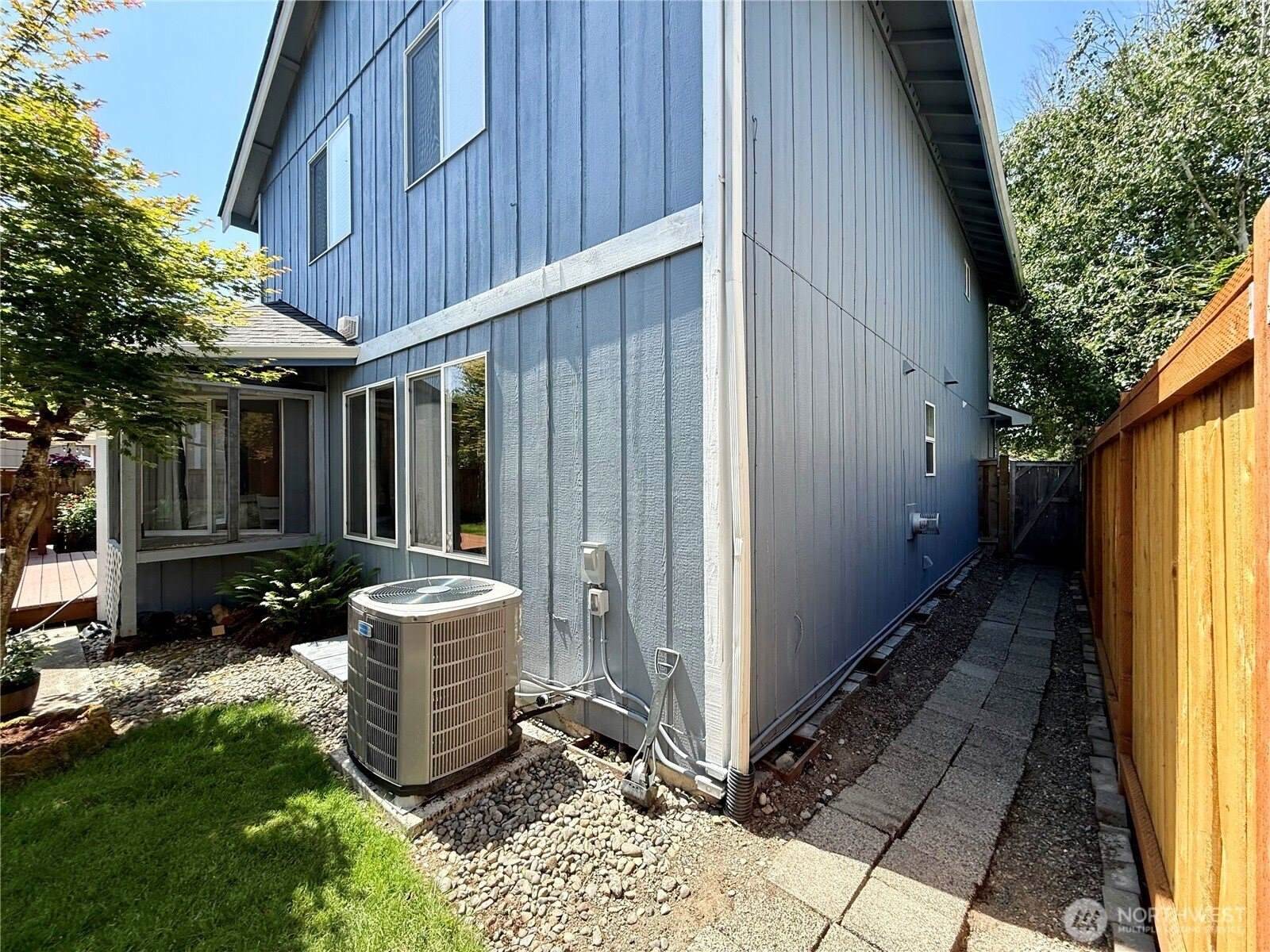 4304 Seville Drive SE, Lacey, WA 98503