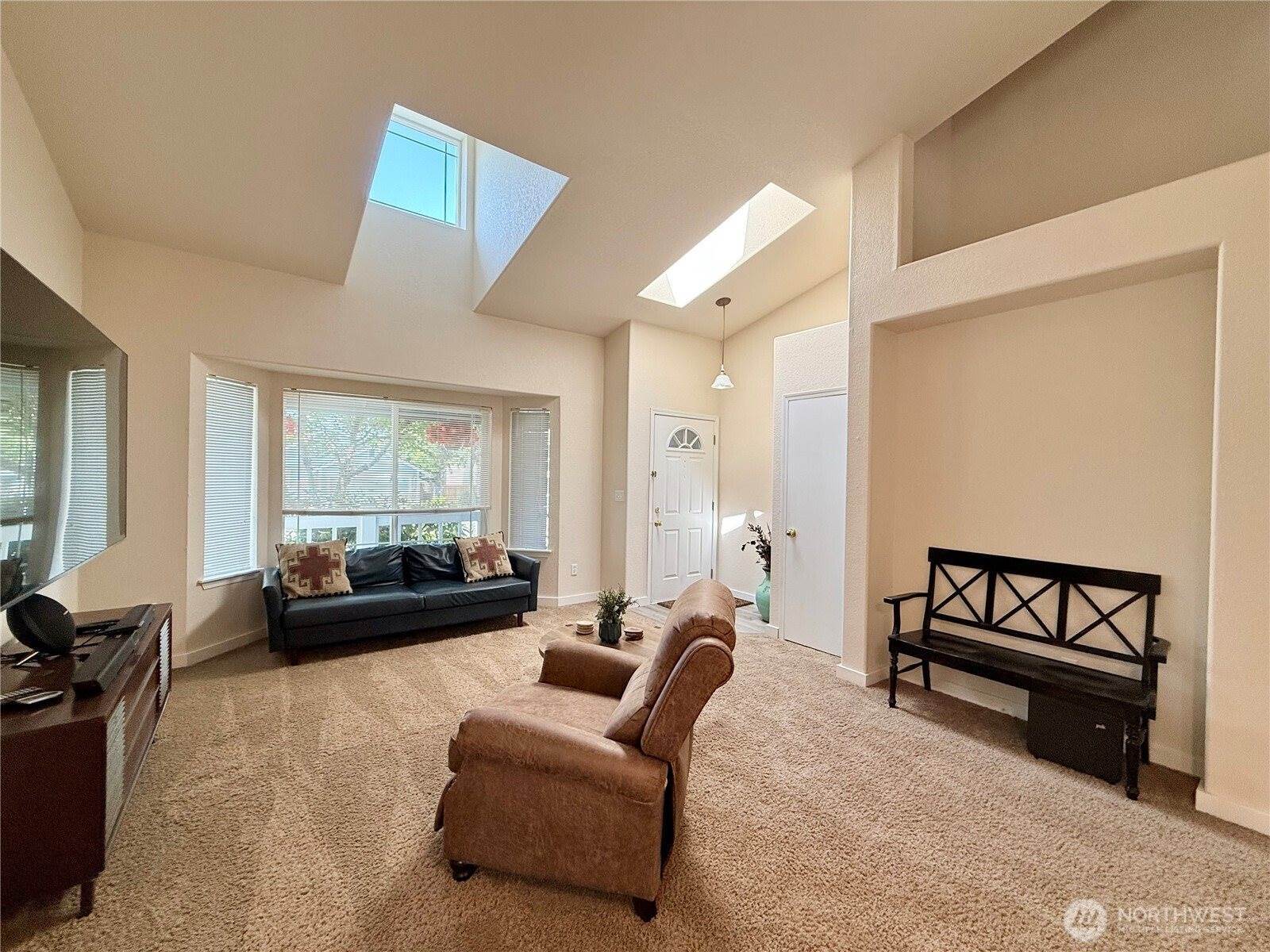 4304 Seville Drive SE, Lacey, WA 98503