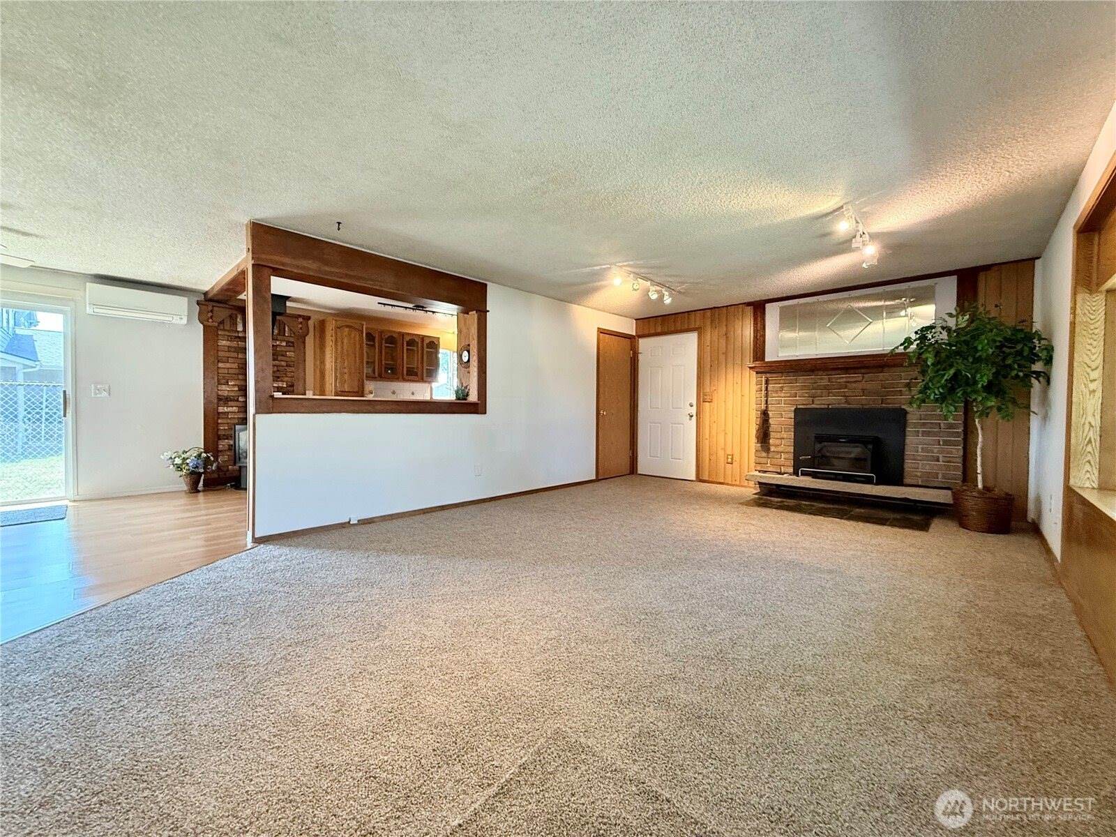 201 Montana Street South, Rainier, WA 98576