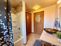 201 Montana Street South, Rainier, WA 98576