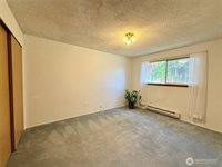 201 Montana Street South, Rainier, WA 98576