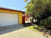 201 Montana Street South, Rainier, WA 98576
