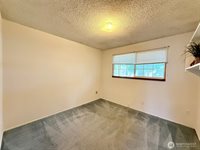 201 Montana Street South, Rainier, WA 98576