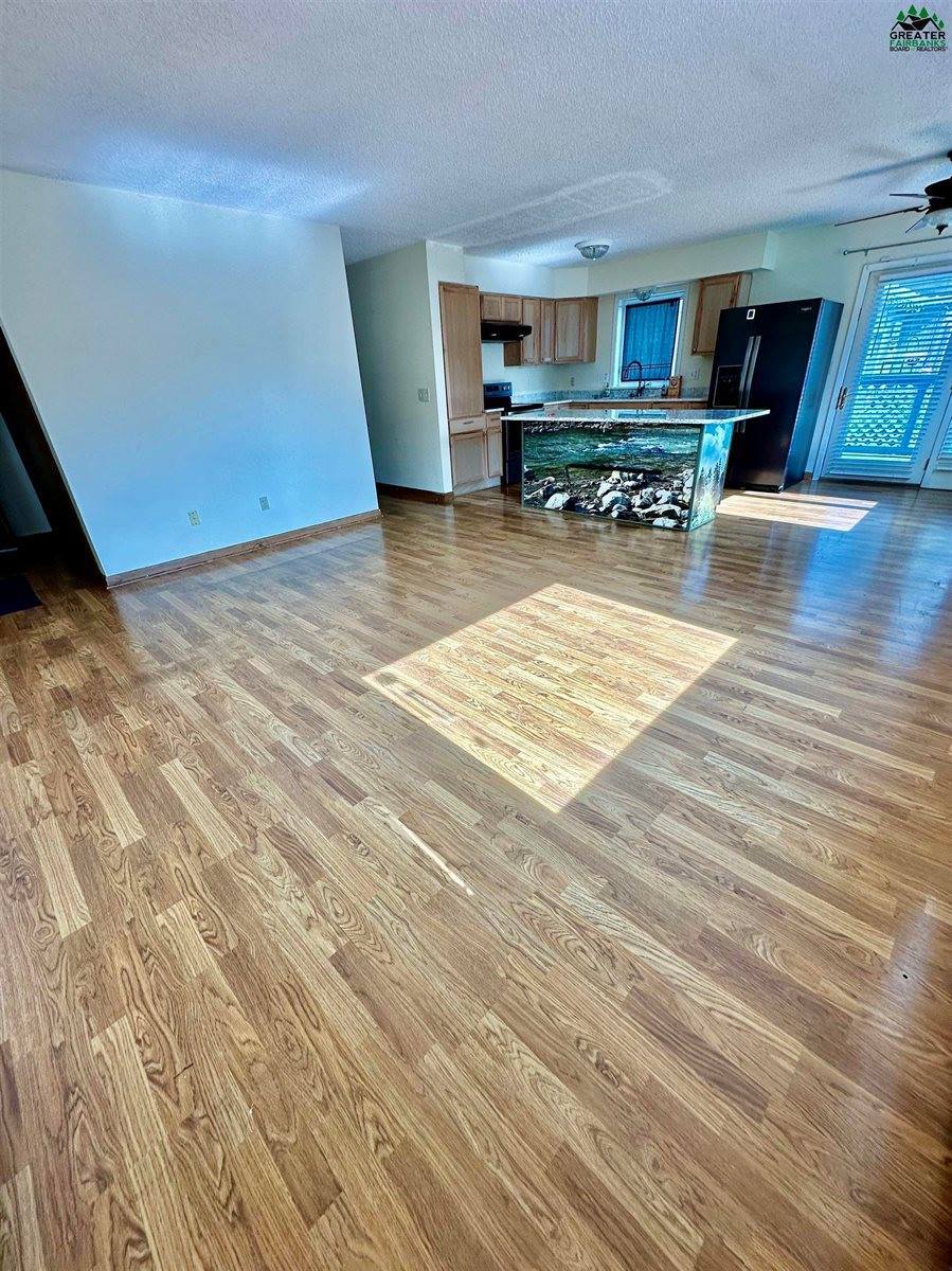 434 Cindy Drive, Fairbanks, AK 99701