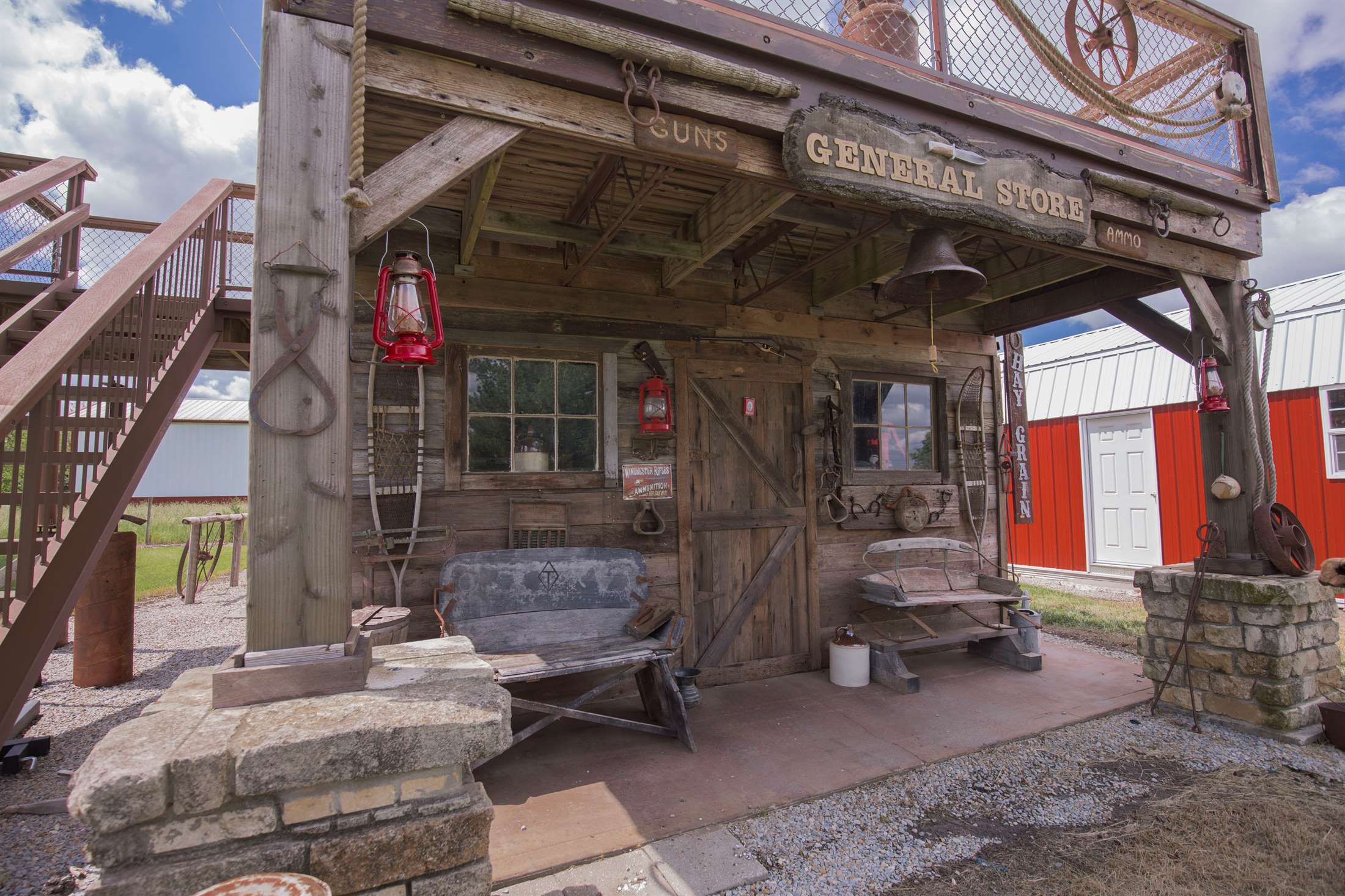 6045 SE 61st St, Tecumseh, KS 66542