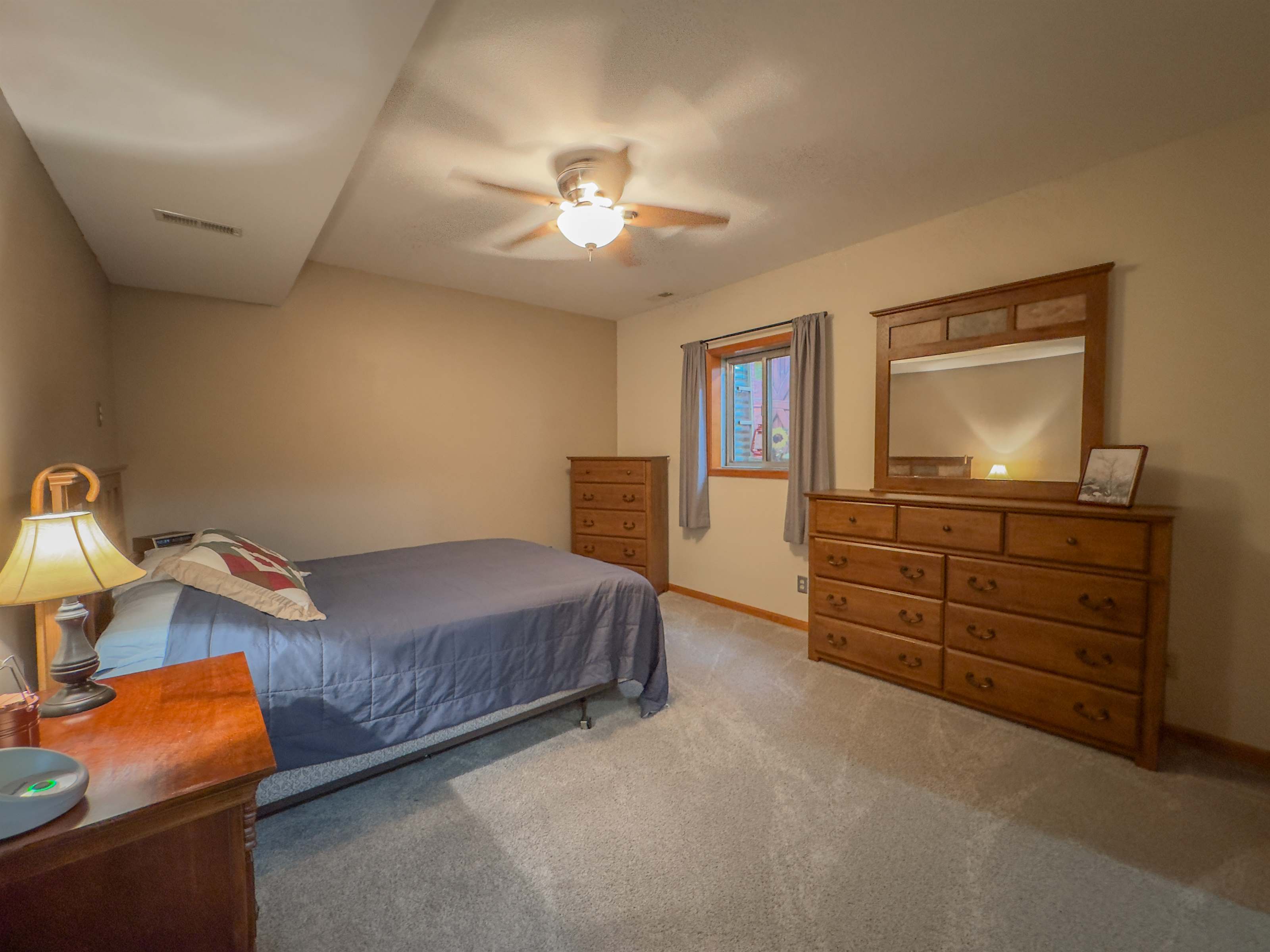 6045 SE 61st St, Tecumseh, KS 66542