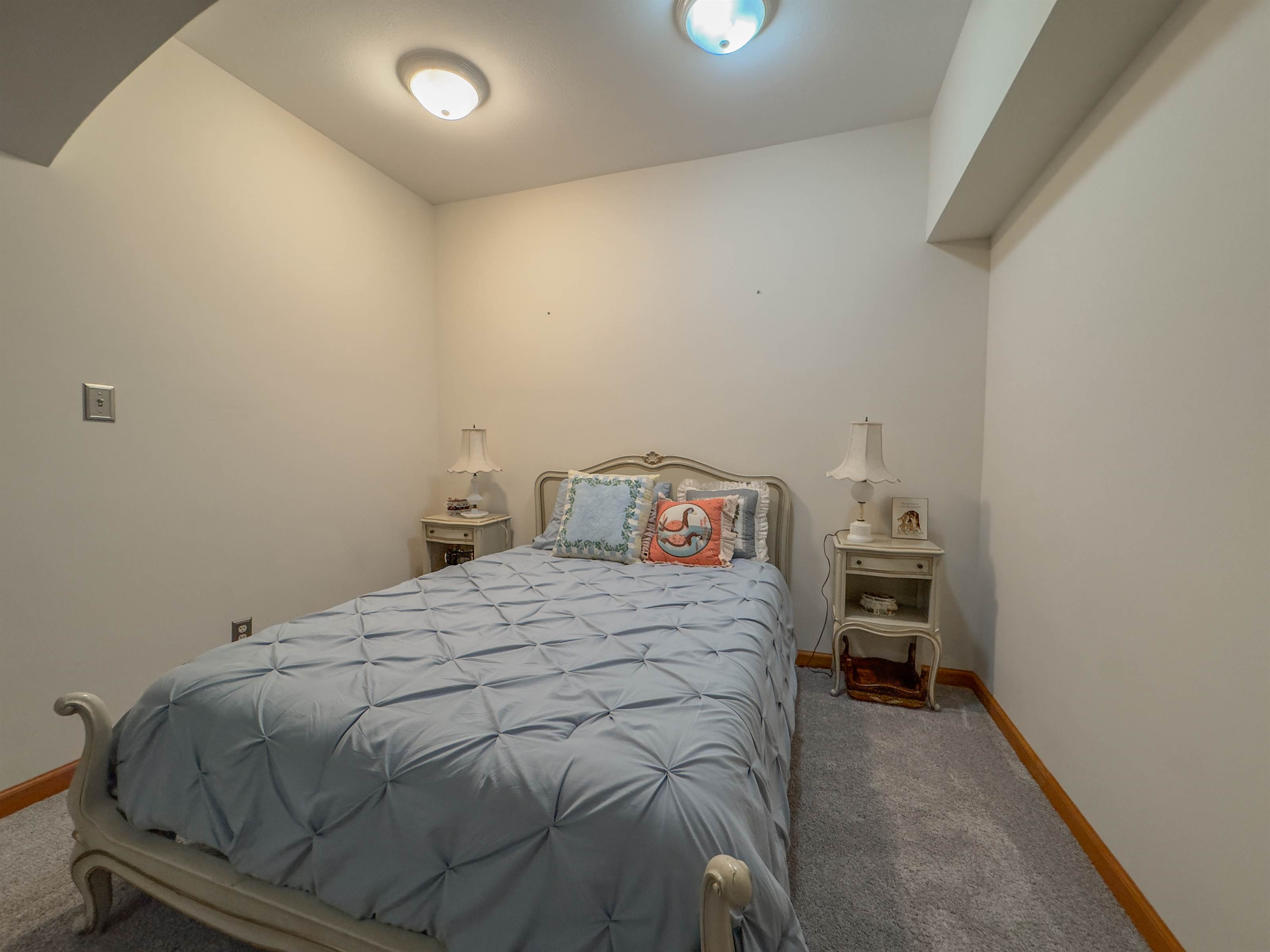 6045 SE 61st St, Tecumseh, KS 66542