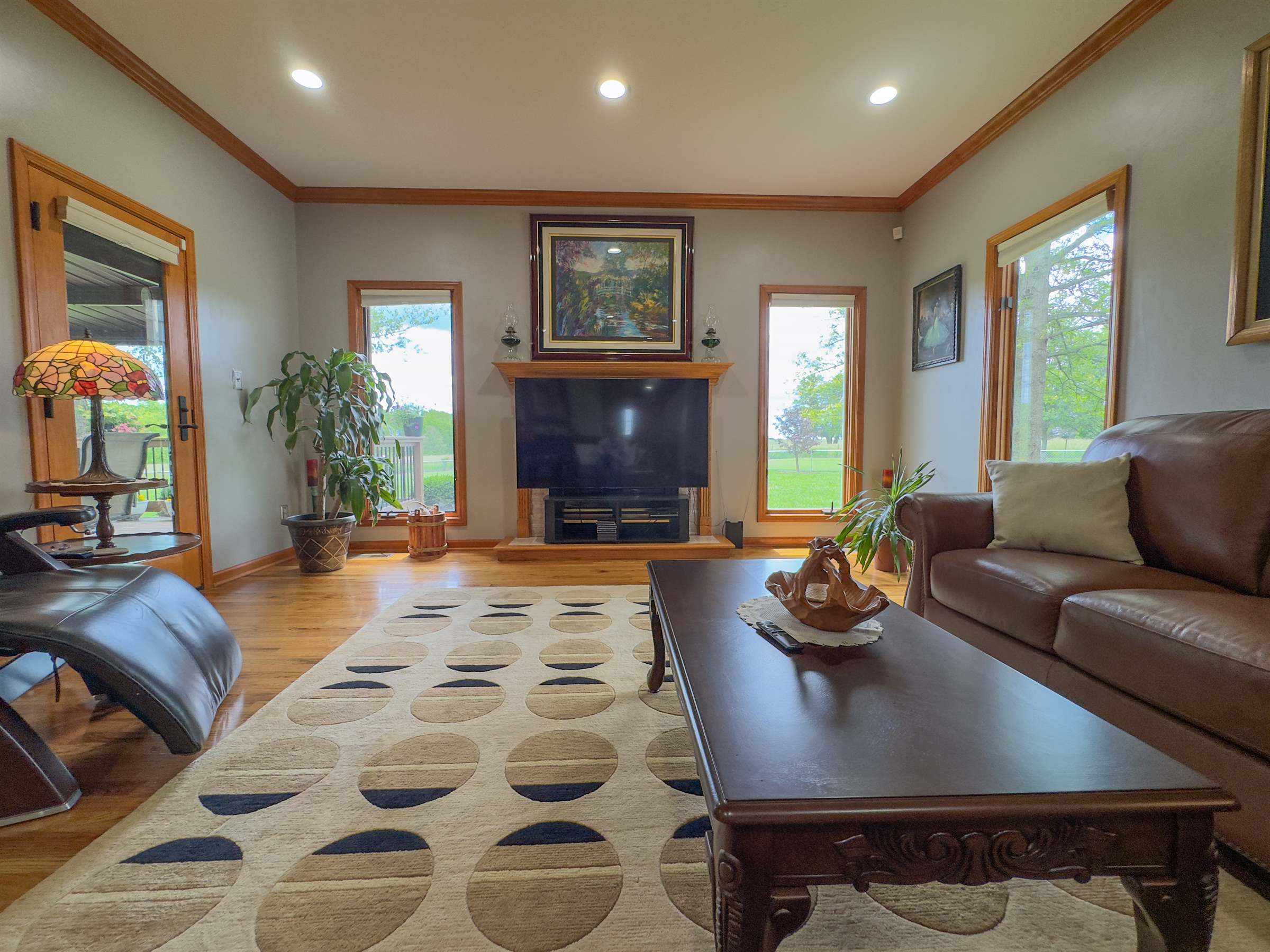 6045 SE 61st St, Tecumseh, KS 66542